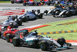 Lewis Hamilton, Mercedes AMG F1 W06 leads at the start of the race