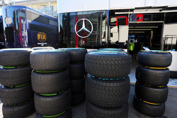 Pirelli banden voor Mercedes AMG F1