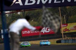 #24 Dilango Racing: Armaan Ebrahim, Dilantha Malagamuwa