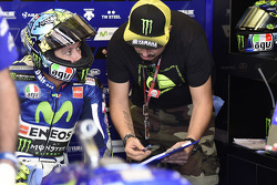 Валентино Росси, Yamaha Factory Racing