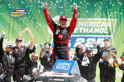 Race winner John Hunter Nemechek, SWM-NEMCO Motorsports Chevrolet
