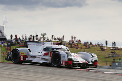 #8 Audi Sport Team Joest Audi R18 e-tron quattro: Lucas di Grassi, Loic Duval, Oliver Jarvis