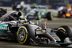 Льюис Хэмилтон, Mercedes AMG F1 W06