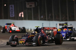Carlos Sainz Jr., Scuderia Toro Rosso STR10