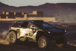 Carlos Sainz, Peugeot 2008 DKR16