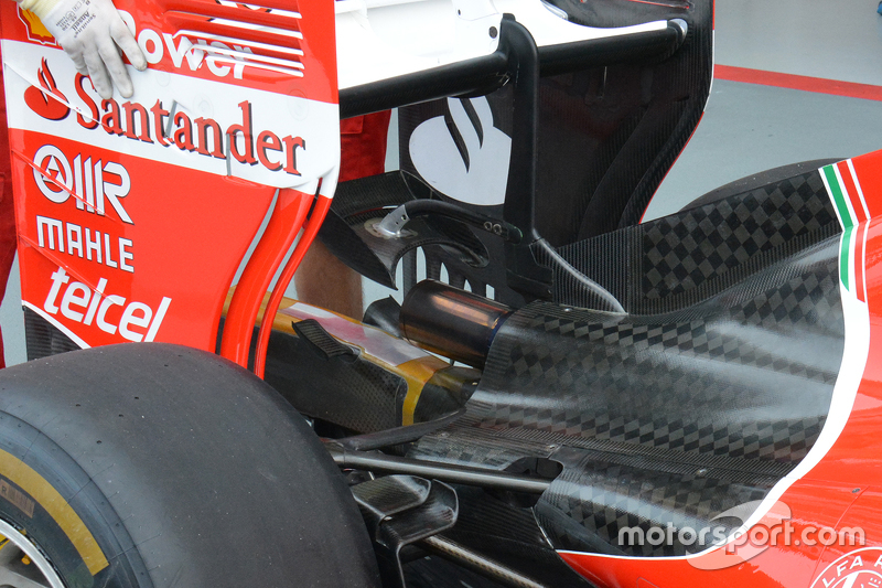 Ferrari rear fin detail