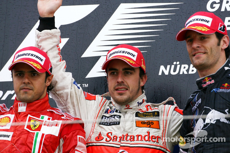 2007. Нюрбургрінг. Подіум: 1. Фернандо Алонсо, McLaren-Mercedes. 2. Феліпе Масса, Ferrari. 3. Марк Веббер, Red Bull - Renault