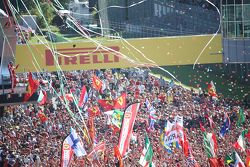 Podium: race winner Lewis Hamilton, Mercedes AMG F1 Team, second place Sebastian Vettel, Ferrari, third place Felipe Massa, Williams