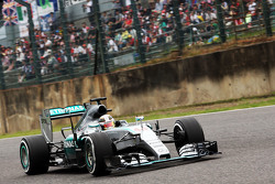 Льюис Хэмилтон, Mercedes AMG F1 W06