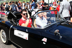 Alexander Rossi, Manor F1 Team on the drivers parade
