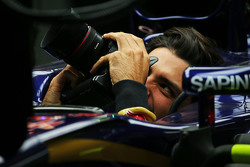 Carlos Sainz Jr., Scuderia Toro Rosso STR10