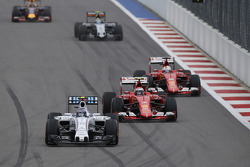 Valtteri Bottas, Williams, Kimi Raikkonen en Sebastian Vettel, Ferrari