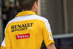 Renault Sport F1 employee