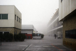 Hevige regen verpest de tweede vrije training