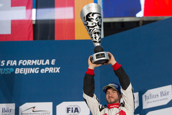 Podium: derde plaats Nick Heidfeld, Mahindra Racing