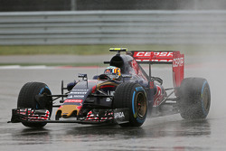Carlos Sainz Jr., Scuderia Toro Rosso STR10