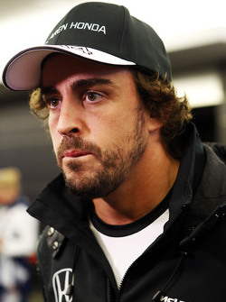 Fernando Alonso, McLaren con los fans