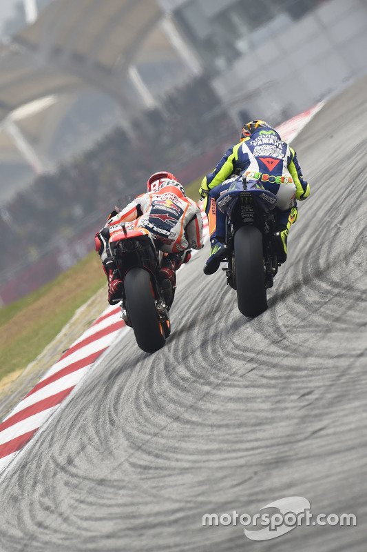 Valentino Rossi, Yamaha Factory Racing, und Marc Marquez, Repsol Honda Team