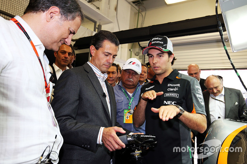 Sergio Pérez, Sahara Force India F1, con Enrique Peña Nieto, Presidente de México