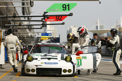 #91 Porsche Team Manthey Porsche 911 RSR : Richard Lietz, Michael Christensen