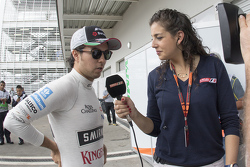 Sergio Pérez, Sahara Force India es entrevistado por Gisselle Zarur del canal F1 Lat