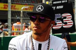 Lewis Hamilton, Mercedes AMG F1 en el desfile de pilotos