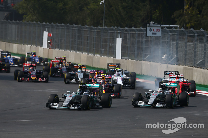 Nico Rosberg, Mercedes AMG F1 W06 leads team mate Lewis Hamilton, Mercedes AMG F1 W06 at the start of the race