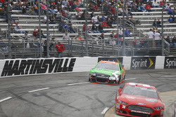 David Gilliland, Front Row Motorsports Ford and Danica Patrick, Stewart-Haas Racing Chevrolet