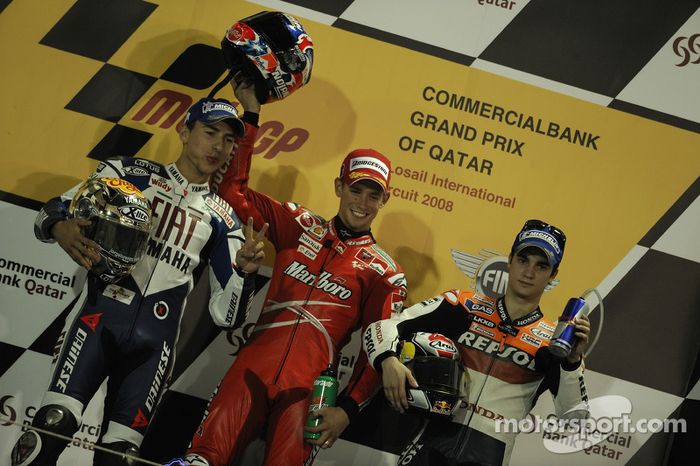 Podio: 1º Casey Stoner, 2º Jorge Lorenzo, 3º Dani Pedrosa
