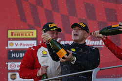 #27 Rossocorsa - Pellin Racing Ferrari 458: Alessandro Vezzoni celebrates with champagne