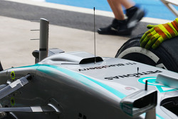 Mercedes AMG F1 W06 met de nieuwe S-duct op de neus