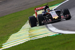 Carlos Sainz Jr, Scuderia Toro Rosso STR10