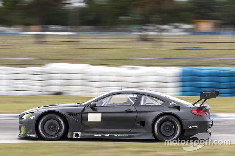 BMW M6 GTLM selama pengetesan