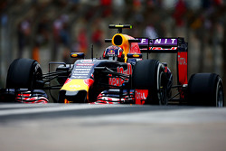 Daniil Kvyat, Red Bull Racing RB11