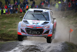 Thierry Neuville en Nicolas Gilsoul, Hyundai i20 WRC, Hyundai Motorsport