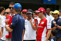 Fernando Alonso, McLaren con Sebastian Vettel, Ferrari