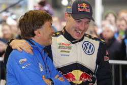 Йост Капито, директор Volkswagen Motorsport и Яри-Матти Латвала, Volkswagen Motorsport
