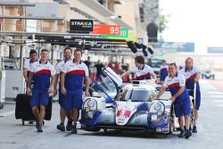 #1 Toyota Racing, Toyota TS040 Hybrid: Sébastien Buemi, Anthony Davidson, Kazuki Nakajima