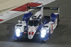 #1 Toyota Racing Toyota TS040 Hybrid: Себастьен Буэми, Энтони Дэвидсон, Казуки Накаджима
