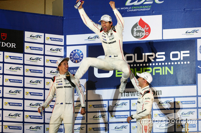 Die WEC-Champions 2015: Mark Webber, Brendon Hartley, Timo Bernhard, Porsche Team