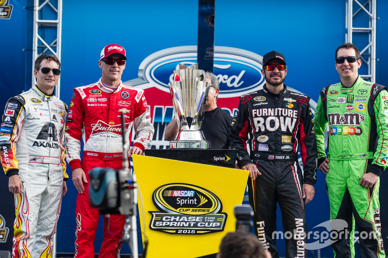 Die 4 NASCAR-Titelkandidaten 2015: Jeff Gordon, Hendrick Motorsports Chevrolet; Kevin Harvick, Stewa