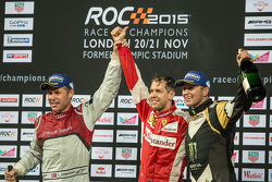 Winnaar Sebastian Vettel, tweede Tom Kristensen, winnaar Skills Challenge Petter Solberg