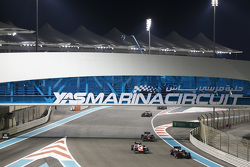 Сергей Сироткин, Rapax, Рене Биндер, MP Motorsport и Стоффель Вандорн, ART Grand Prix