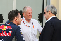(L to R): Christian Horner, Red Bull Racing Team Principal with Dr Helmut Marko, Red Bull Motorsport Consultant and Jerome Stoll, Renault Sport F1 President