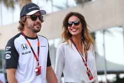 Fernando Alonso, McLaren avec sa petite amie Lara Alvarez