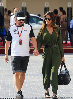 Fernando Alonso, McLaren with his girlfriend Lara Alvarez