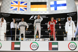 Podium: Winnaar Nico Rosberg, Mercedes AMG F1 Team, tweede Lewis Hamilton, Mercedes AMG F1 Team, der