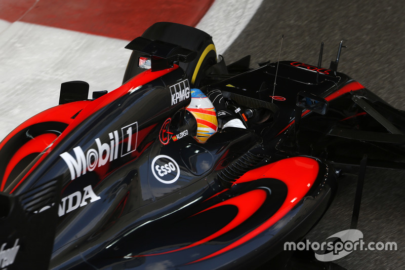 Em 2015, a Honda voltou à F1 e Alonso voltou para a McLaren, mas terminou o campeonato apenas em 17º