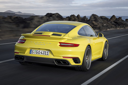 Nuova Porsche 911 Turbo S Coupé