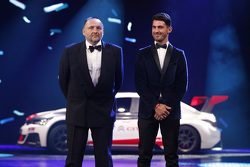 Yves Matton, Director de Citroën Sport, y Jose Maria Lopez, Citroën World Touring Car team